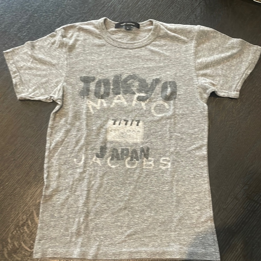 Marc Jacobs Tee, size small. This is the Tokyo Japan Marc Jacobs tee.
